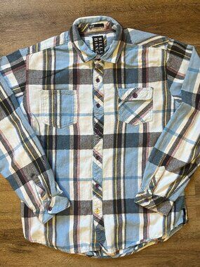Billabong Casual Button Down Mens Blue Large Plaid Rugged Flannel Shirt